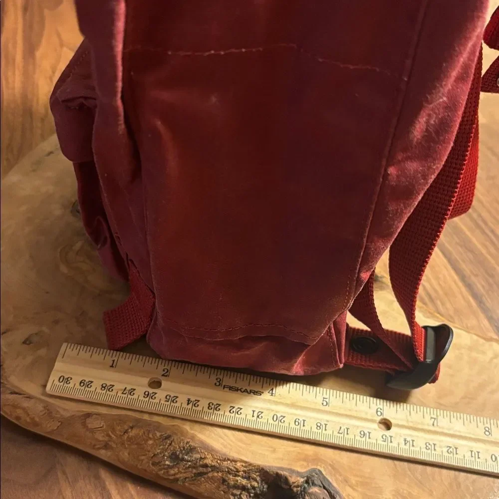 Kånken Mini Ox Red Backpack
